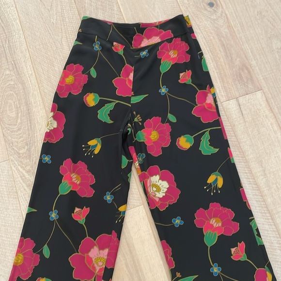 Sezane Silk Baptisto Trousers. 36 - Picture 4 of 10